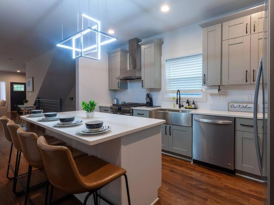 Five75Lux Atl King Bed & Game Room Downtown Атланта Екстериор снимка