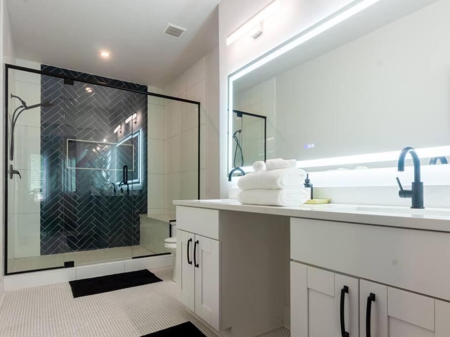 Five75Lux Atl King Bed & Game Room Downtown Атланта Екстериор снимка